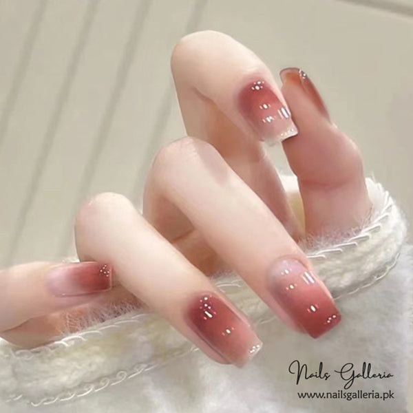 🌹 Amber Glow Press-On Nails (24 Pcs) - Free Nail Kit Included