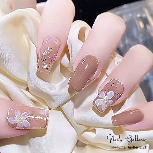 🌸 Blossom Beauty – Press-On Nails (24 Pcs) - Free Nail Kit Included