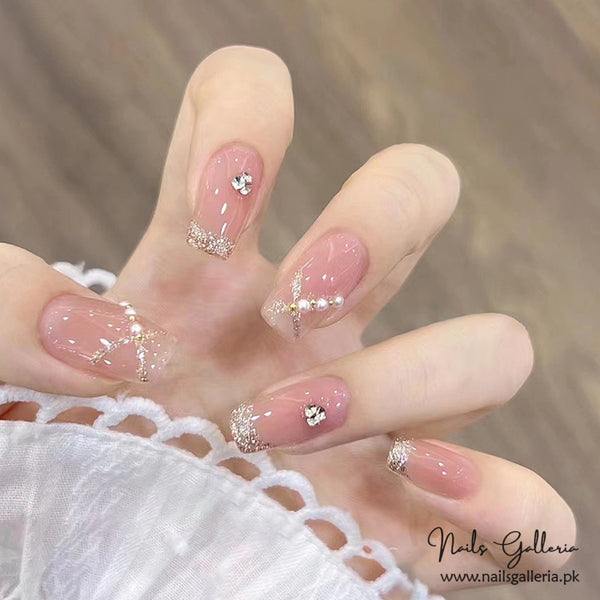 💖 Blush Sparkle Elegance – Square Press-On Nails (24 Pcs) - Free Nail Kit Included