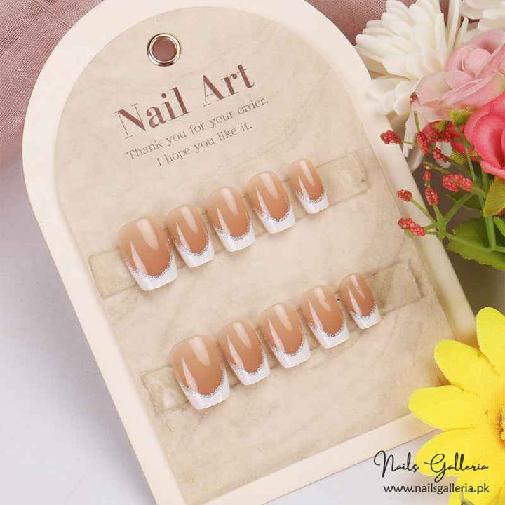 💖 Chic French Touch – Press-On Nail Set (30Pcs) - Free Nail Kit Included