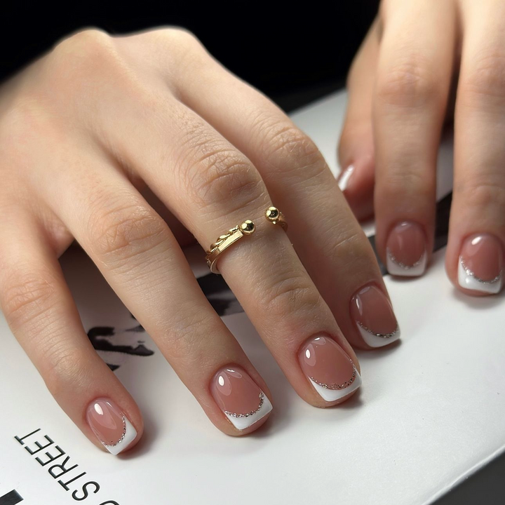 💖 Chic French Touch – Press-On Nail Set (30Pcs) - Free Nail Kit Included