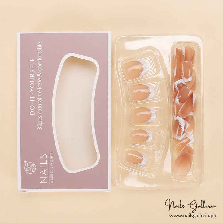 💖 Chic French Touch – Press-On Nail Set (30Pcs) - Free Nail Kit Included