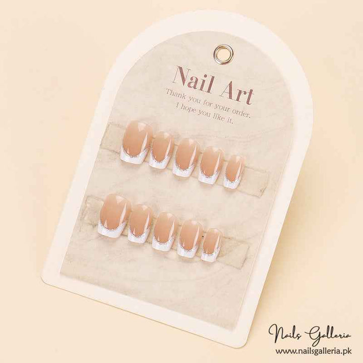 💖 Chic French Touch – Press-On Nail Set (30Pcs) - Free Nail Kit Included