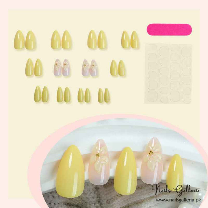 🌼✨ Creamy Blossom – Press-On Nails (24Pcs) - Free Nail Kit Included