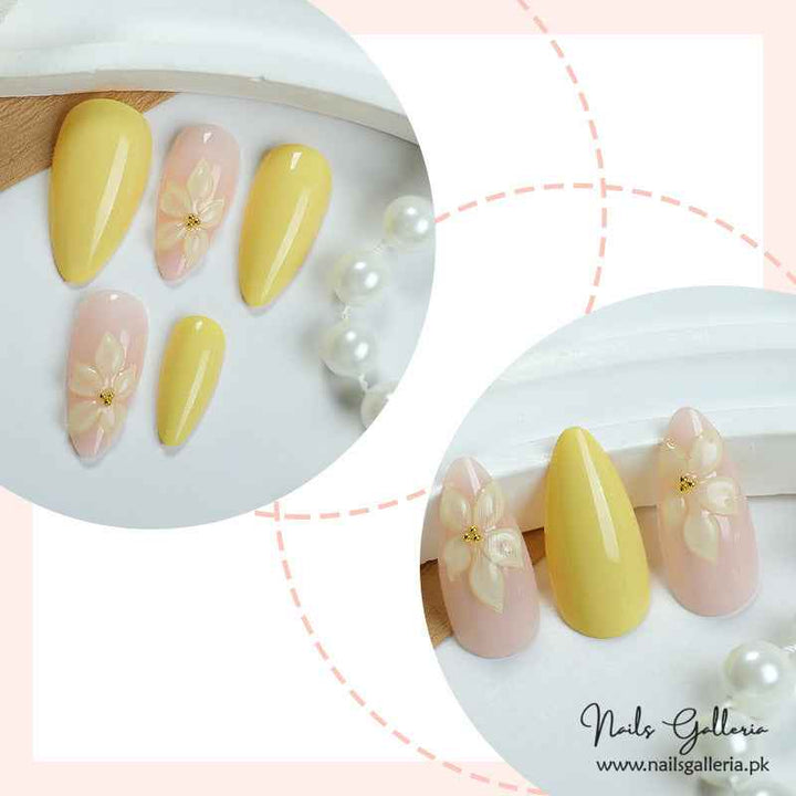 🌼✨ Creamy Blossom – Press-On Nails (24Pcs) - Free Nail Kit Included
