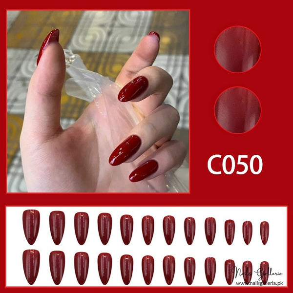 Crimson Elegance – Press-On Nails (24 Pcs) - Free Nail Kit Included