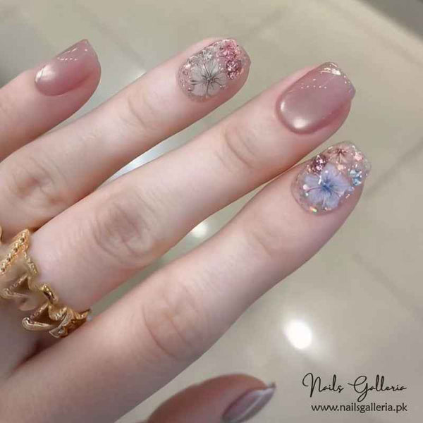 🌺 Delicate Blossom – Press-On Nail Set (30Pcs) - Free Nail Kit Included