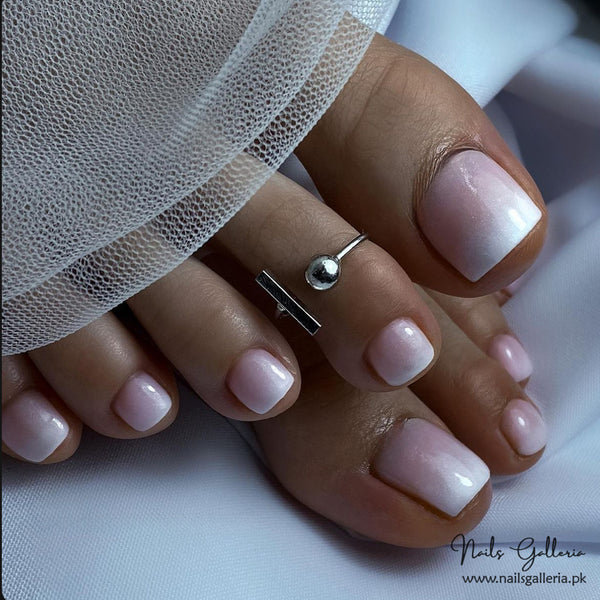 Delicate Opal – Press-On Toe Nails (24 Pcs) - Free Nail Kit Included