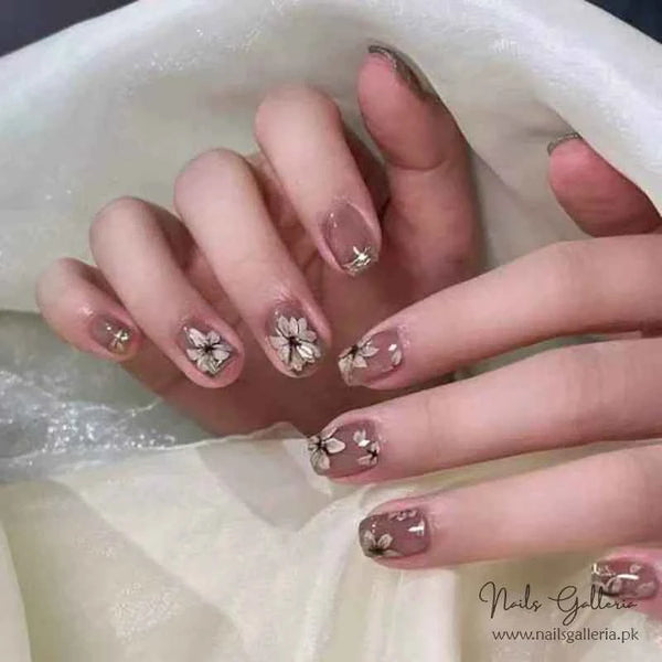 Elegant Nude Floral (24Pcs)