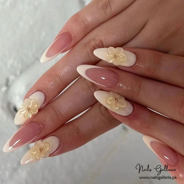 🌼✨ Ethereal Blossoms – Press-On Nails (30Pcs) - Free Nail Kit Included