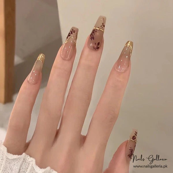 🌹 Floral Elegance – Press-On Nails (24 Pcs) - Free Nail Kit Included