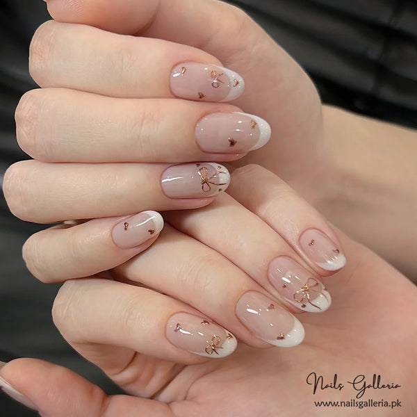 🌼 Floral Whisper – Press-On Nails (24 Pcs) - Free Nail Kit Included