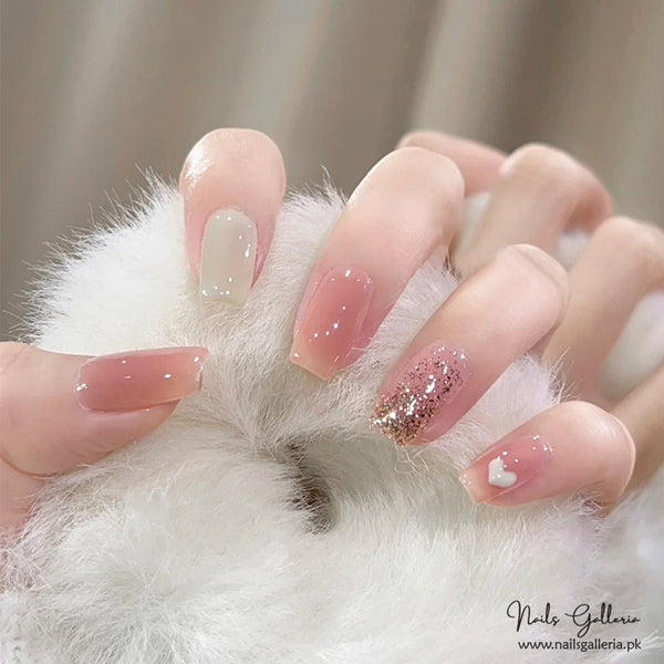 🌸 Gentle Blossom – Press-On Nails (24 Pcs) - Free Nail Kit Included