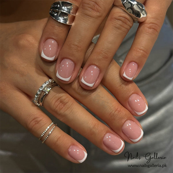 Gentle Pink French – Press-On Nails (24Pcs) - Free Nail Kit Included