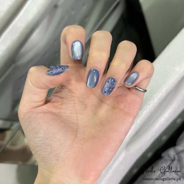 Ice Mist Butterfly Press-On Nails (24 Pcs) - Free Nail Kit Included