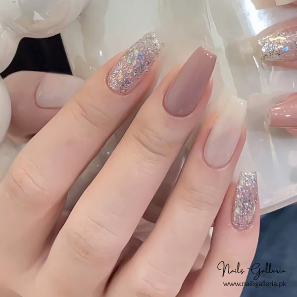 💜 Lavender Sparkle – Press-On Nails (24 Pcs) - Free Nail Kit Included
