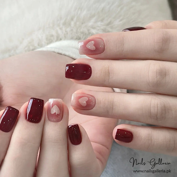 💖 Love's Embrace – Press-On Nails (24 Pcs) - Free Nail Kit Included
