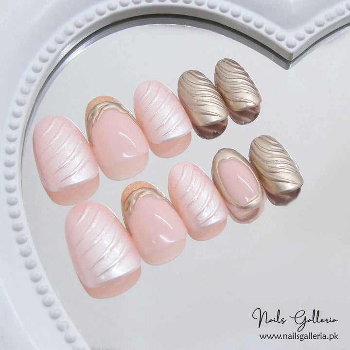 ✨Luxe Gold & Pearl Swirl Press-On Nails (24 Pcs) - Free Nail Kit Included