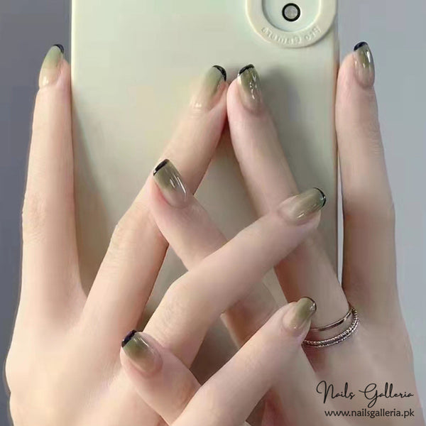 🌿 Mint Ombre Elegance – Press-On Nails (24 Pcs) - Free Nail Kit Included