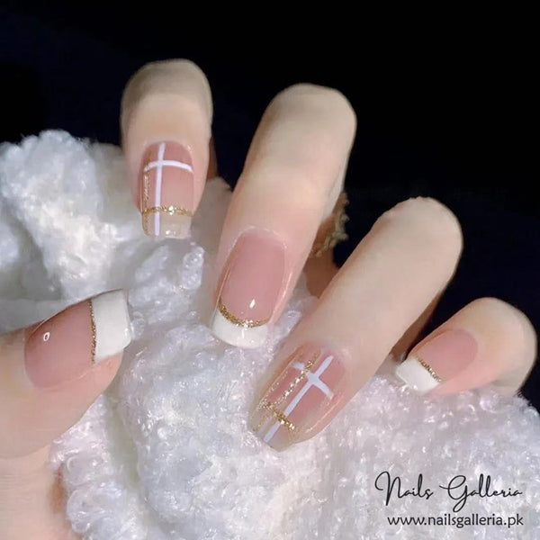 Quicksand French Press-On Nails (24 Pcs) - Free Nail Kit Included