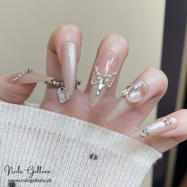 👑✨ Regal Elegance – Press-On Nails (30Pcs) - Free Nail Kit Included