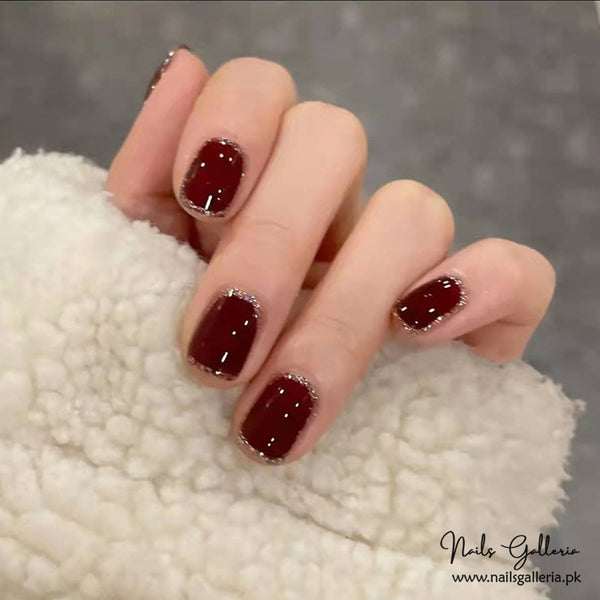 🍷 Ruby Red Glittering– Press-On Nails (24Pcs) - Free Nail Kit Included