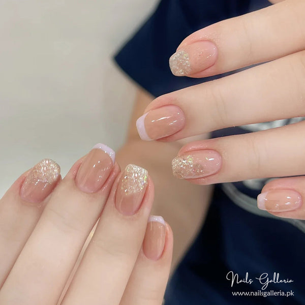 🌟 Shimmering Peach – Press-On Nails (24 Pcs) - Free Nail Kit Included