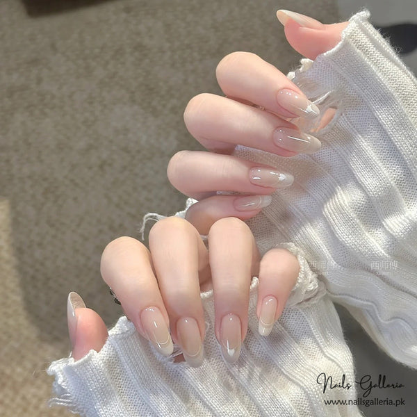 🌷 Soft Nectar – Press-On Nails (24 Pcs) - Free Nail Kit Included