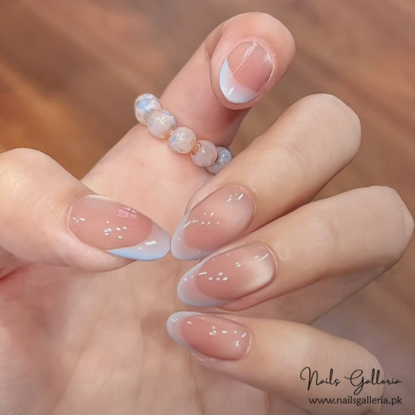 Soft Pastel Gradient – Press-On Nail Set (30Pcs) - Free Nail Kit Included