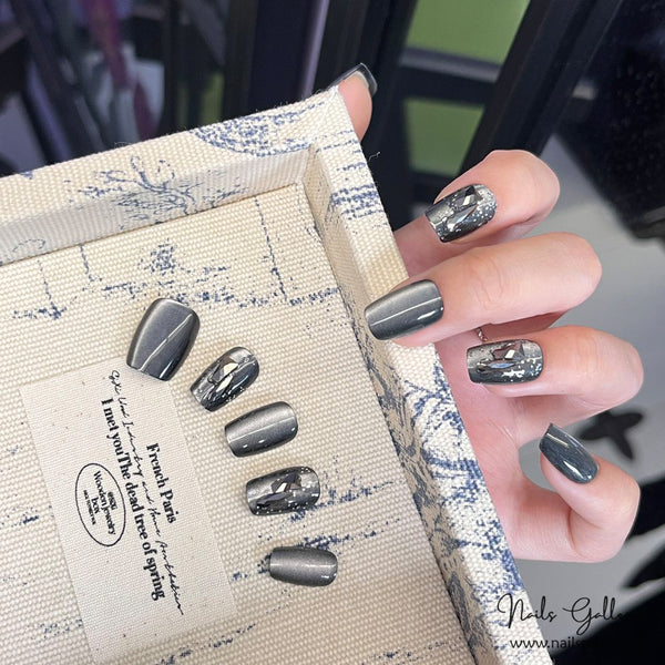 Starry Night Sky Design – Press-On Nails (30Pcs) - Free Nail Kit Included