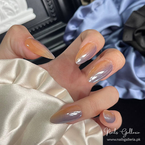 🌅 Sunset Gradient – Press-On Nail Set (30Pcs) - Free Nail Kit Included