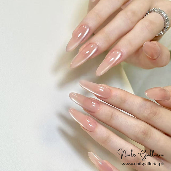 Timeless Elegance – Press-On Nails (30 Pcs) - Free Nail Kit Included
